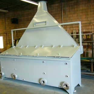 Non-reactive process tanks from Eastman Manufacturing Inc. in Mississauga, Ontario.